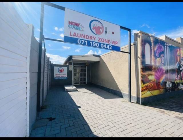 883M² BUILDING FOR SALE IN VANDERBIJLPARK SE 1